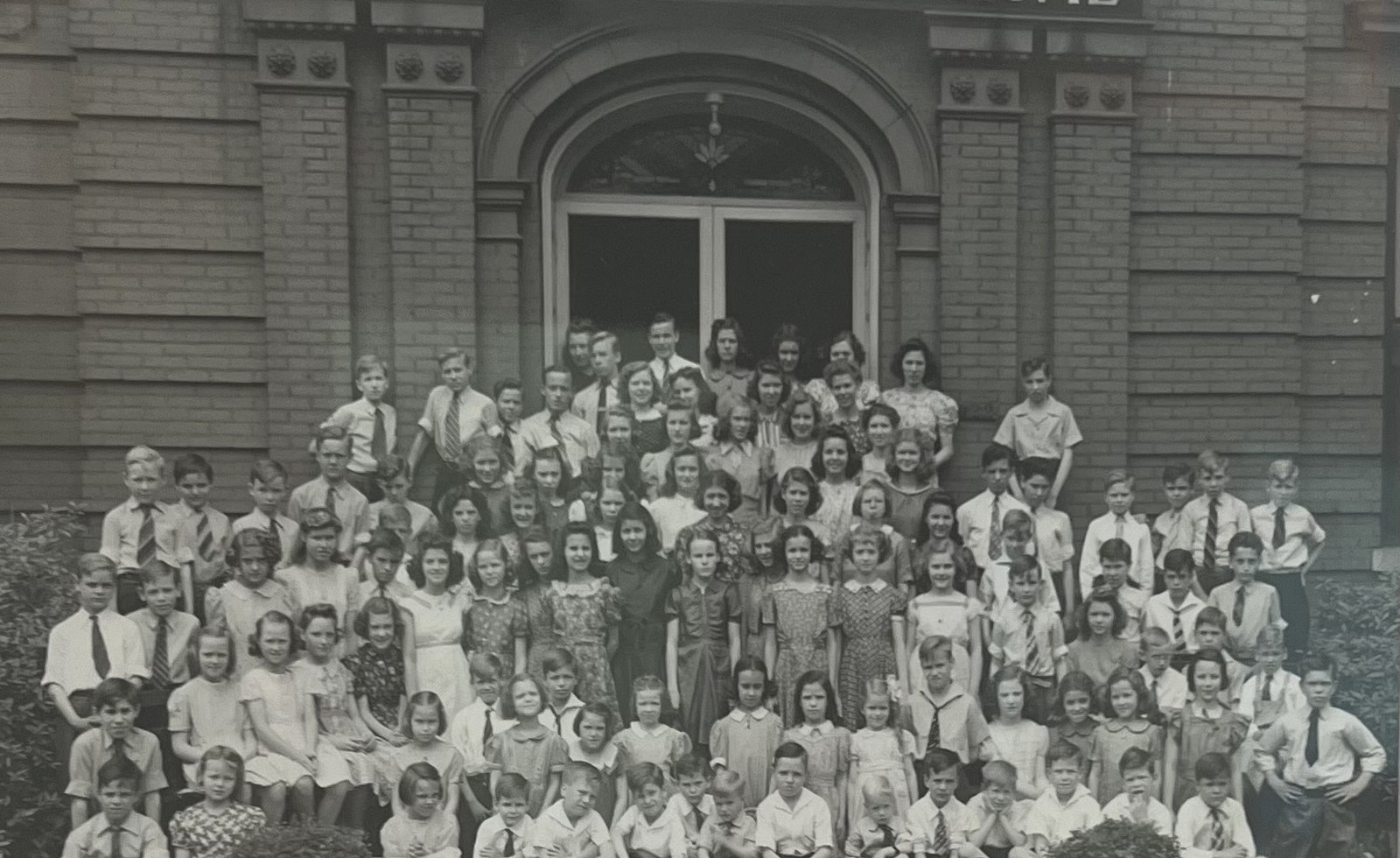 Historic group of children at the Baptist Orphans Home